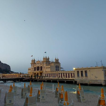 La Casetta Del Viale 13 Palermo Kültér fotó